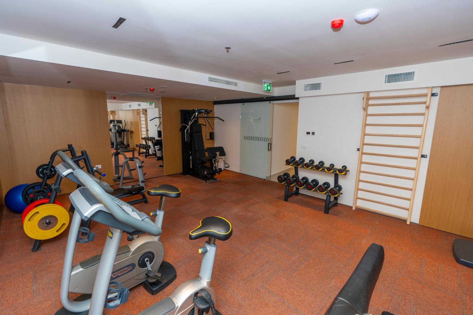 Hotel Golden Palace شكودر المظهر الخارجي الصورة